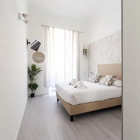 White Gioberti 3*