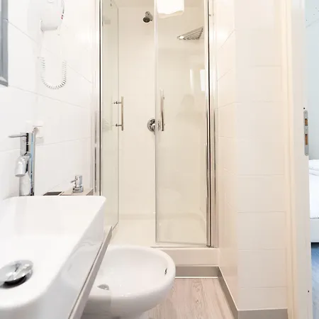 White Gioberti 3* Рим