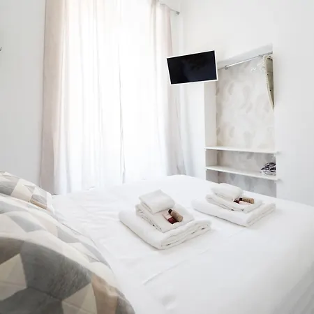 White Gioberti 3* Řím