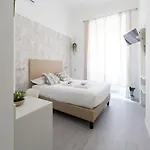 White Gioberti 3*