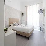 بيت ضيافة White Gioberti